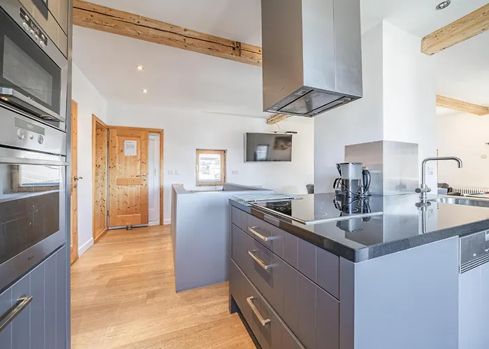 Adriana * كيرشبرغ ان تيرول